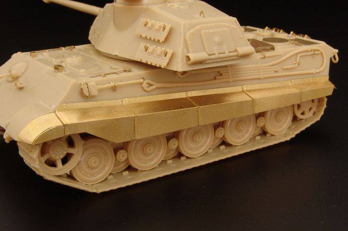 Tiger II Ausf. B Knigstiger fenders (REV)