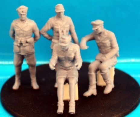 WW2 German DAK Rommel & staff car crew